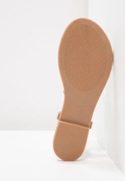 Anna Field Tongs - Brown 12 Anna Field Tongs - Brown -Anna Field Promos Boutique 37219d042d2942bd80a3a55a71e89216