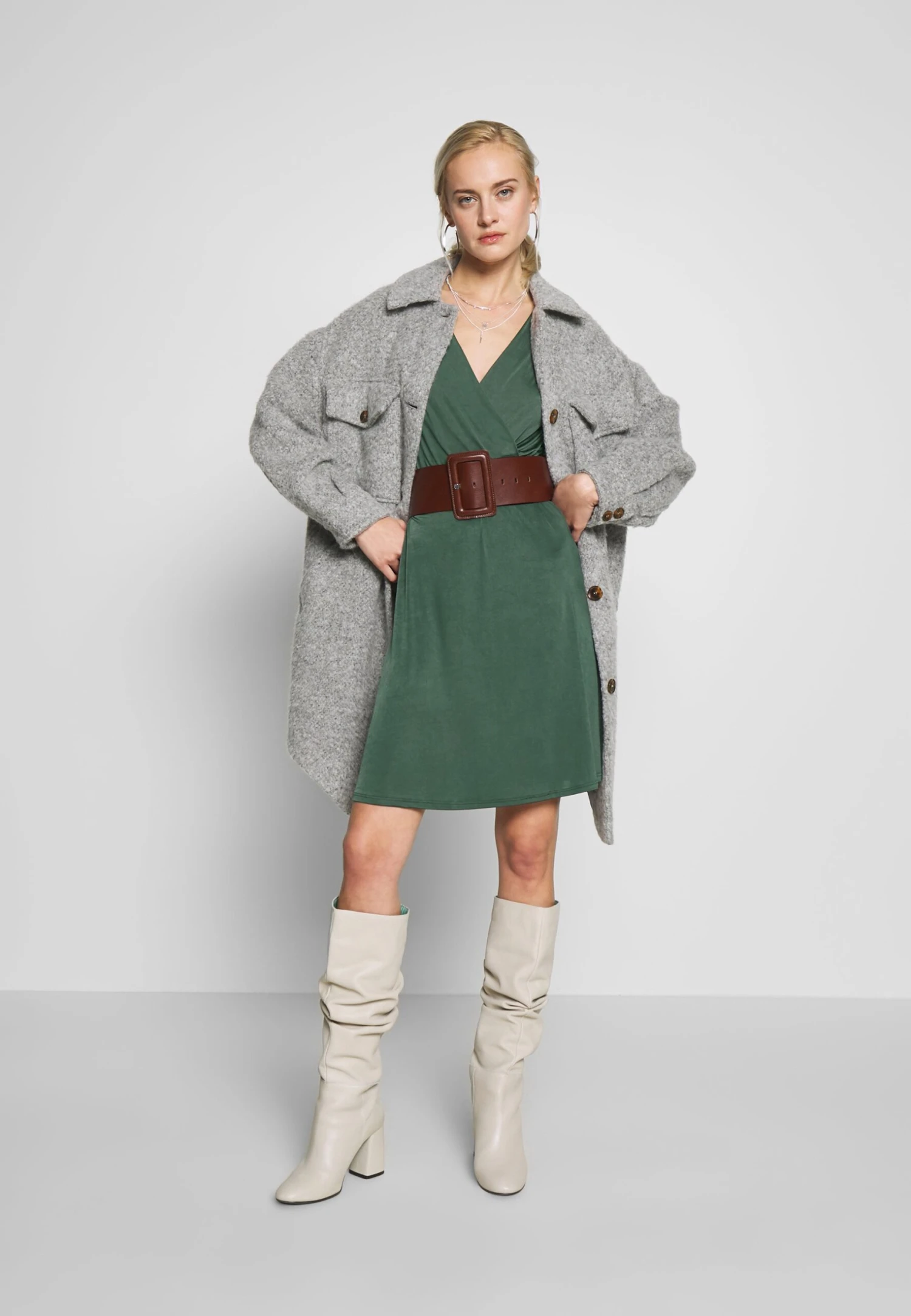 Anna Field Robe En Jersey - Scarab 2 Anna Field Robe En Jersey - Scarab – Image 2